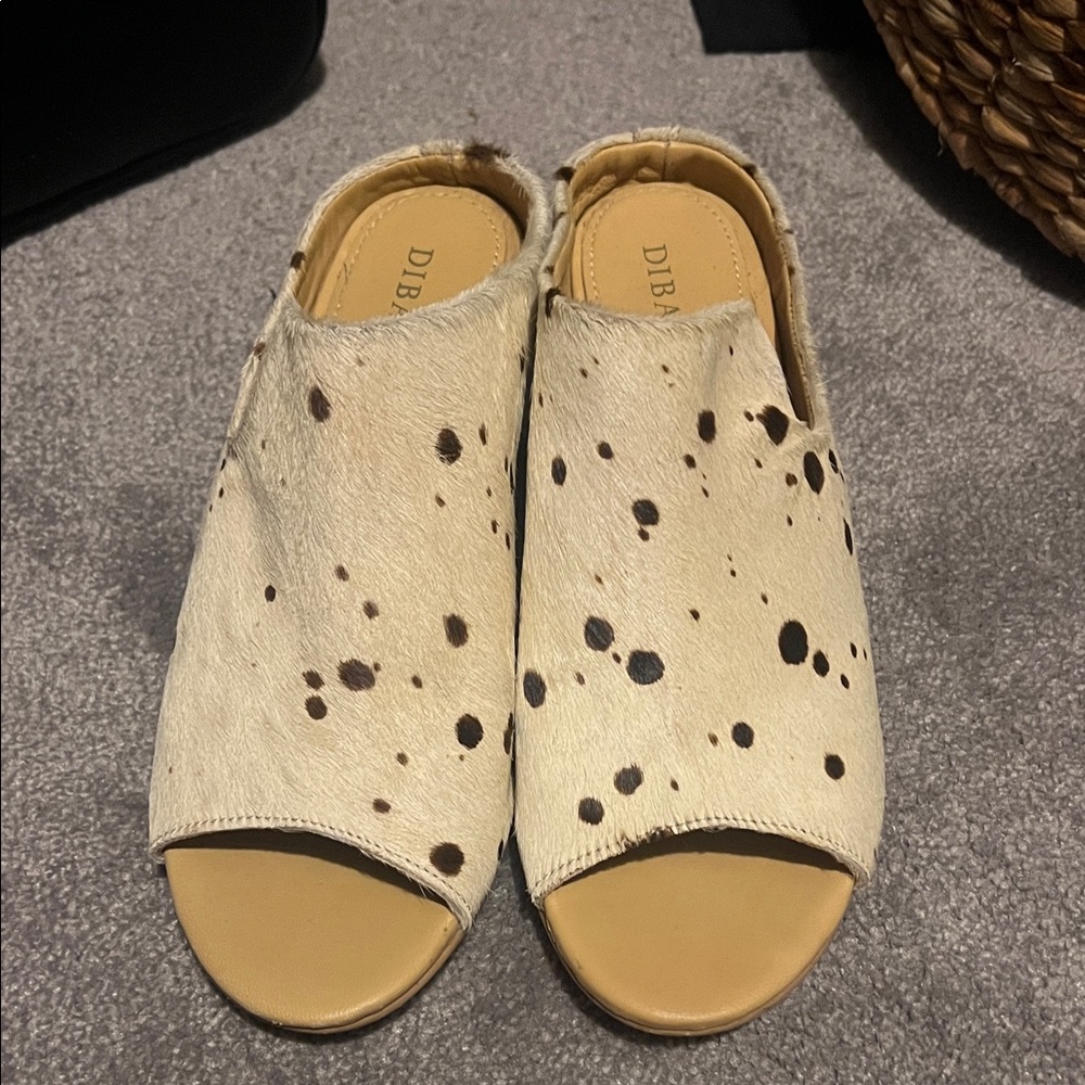 Diba True Women's Cream and Brown Mules